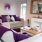 Hollicarrs - Long Lane Lodge